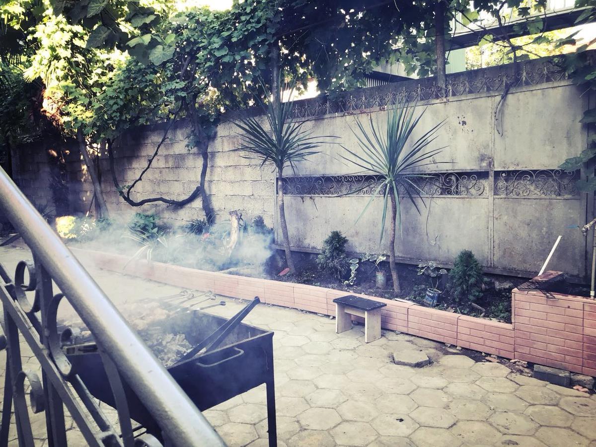 Guest House Saba Batumi Exterior foto